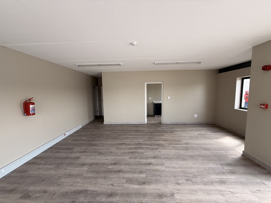 To Let Commercial Property for Rent in Rivergate Western Cape